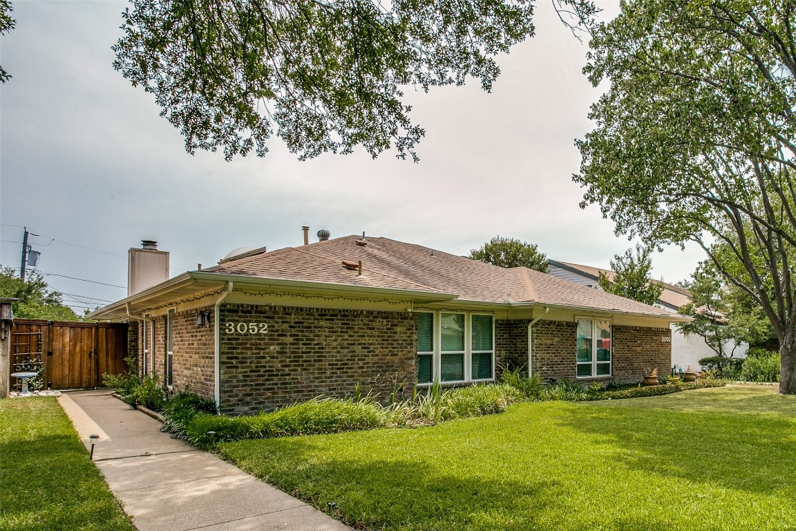 3052 Airhaven Street Dallas TX 75229