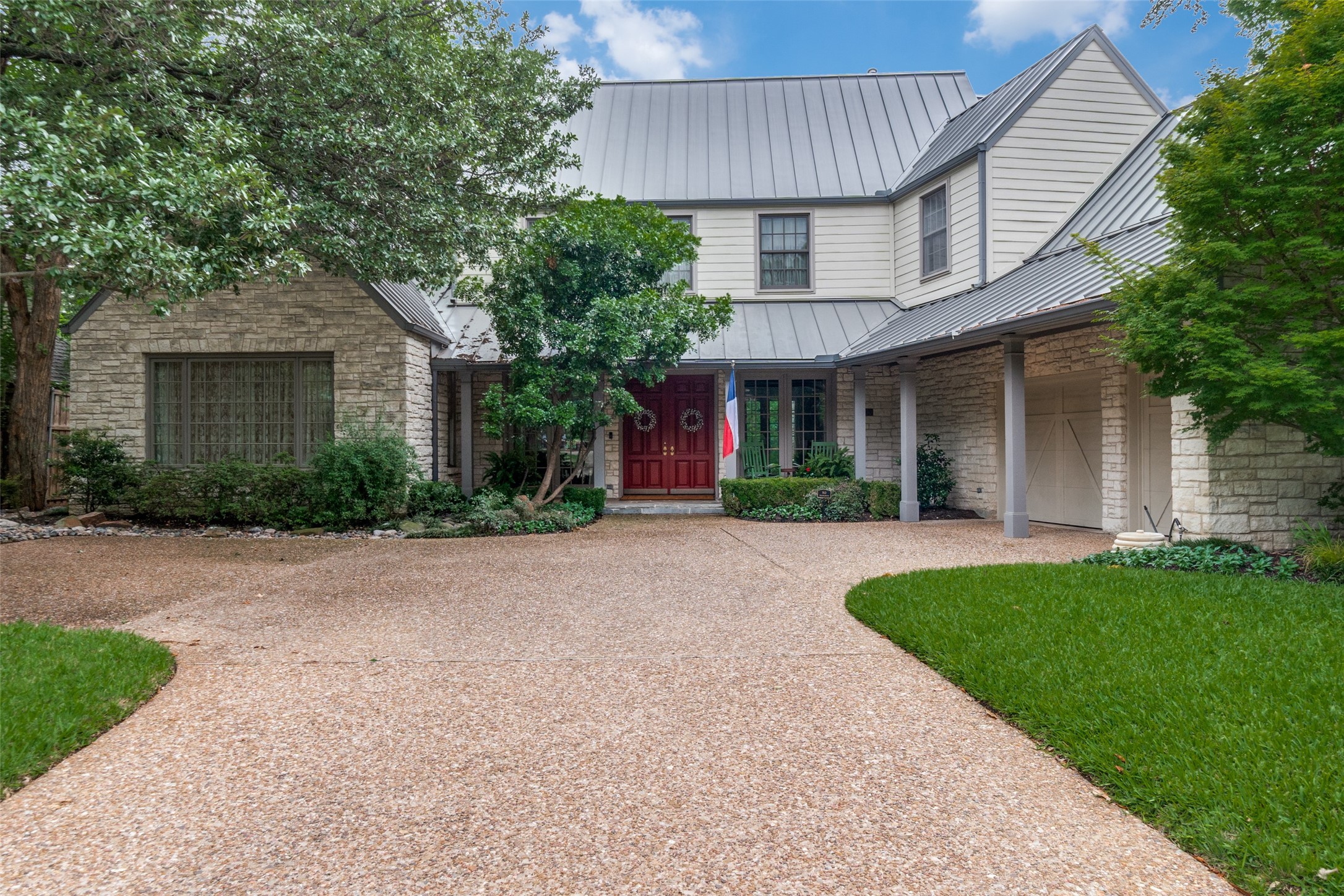 1800 Glenwick Drive Plano TX 75075