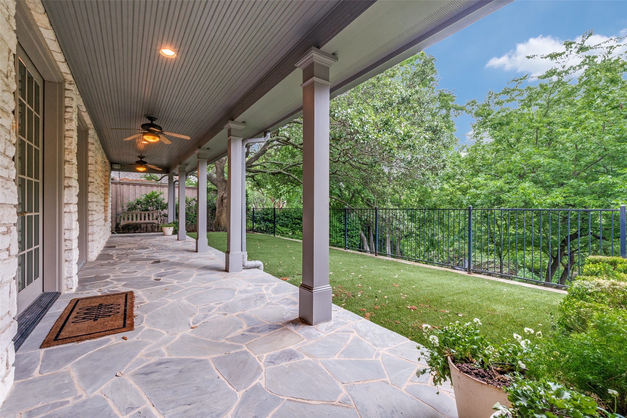 1800 Glenwick Drive Plano TX 75075