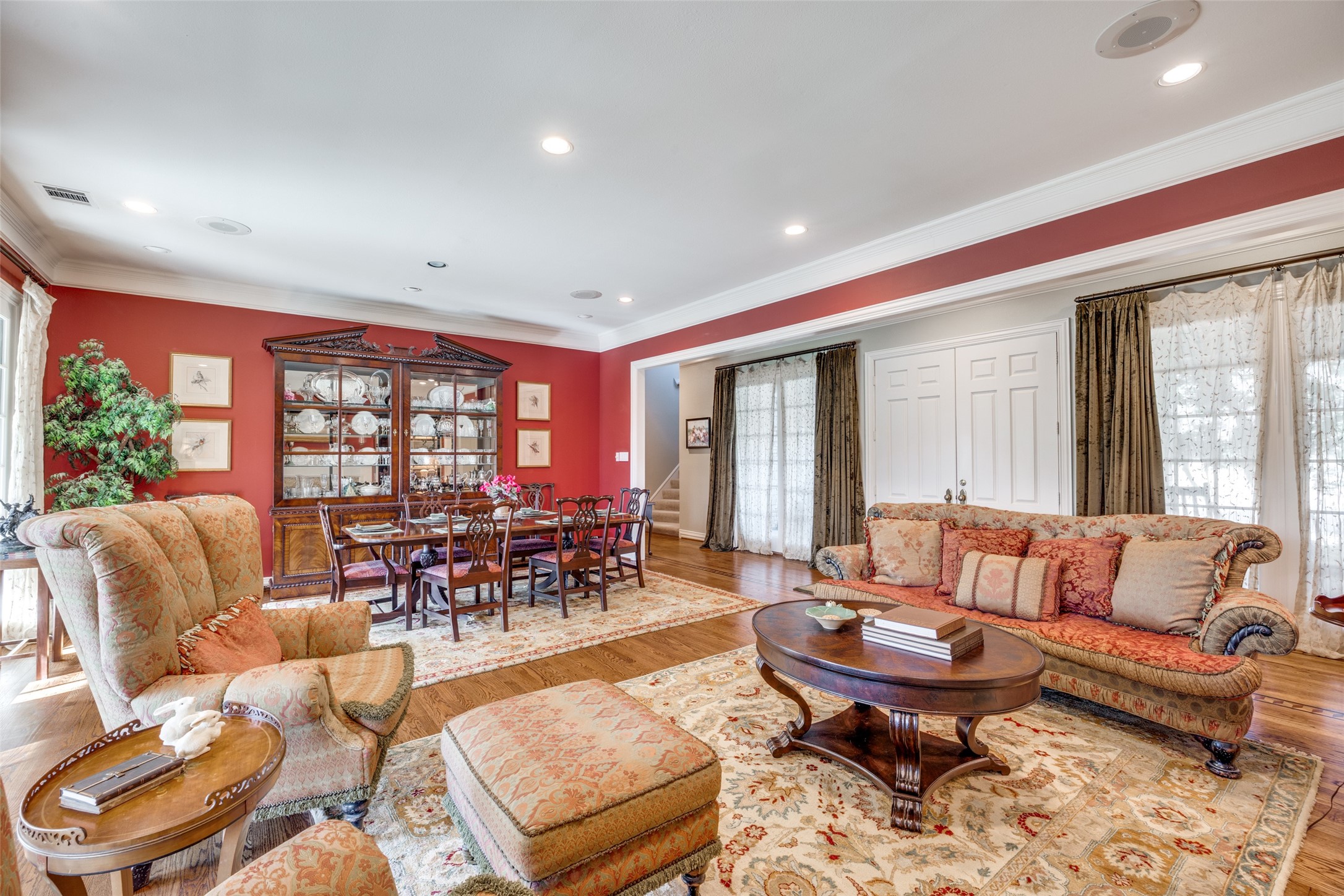 1800 Glenwick Drive Plano TX 75075