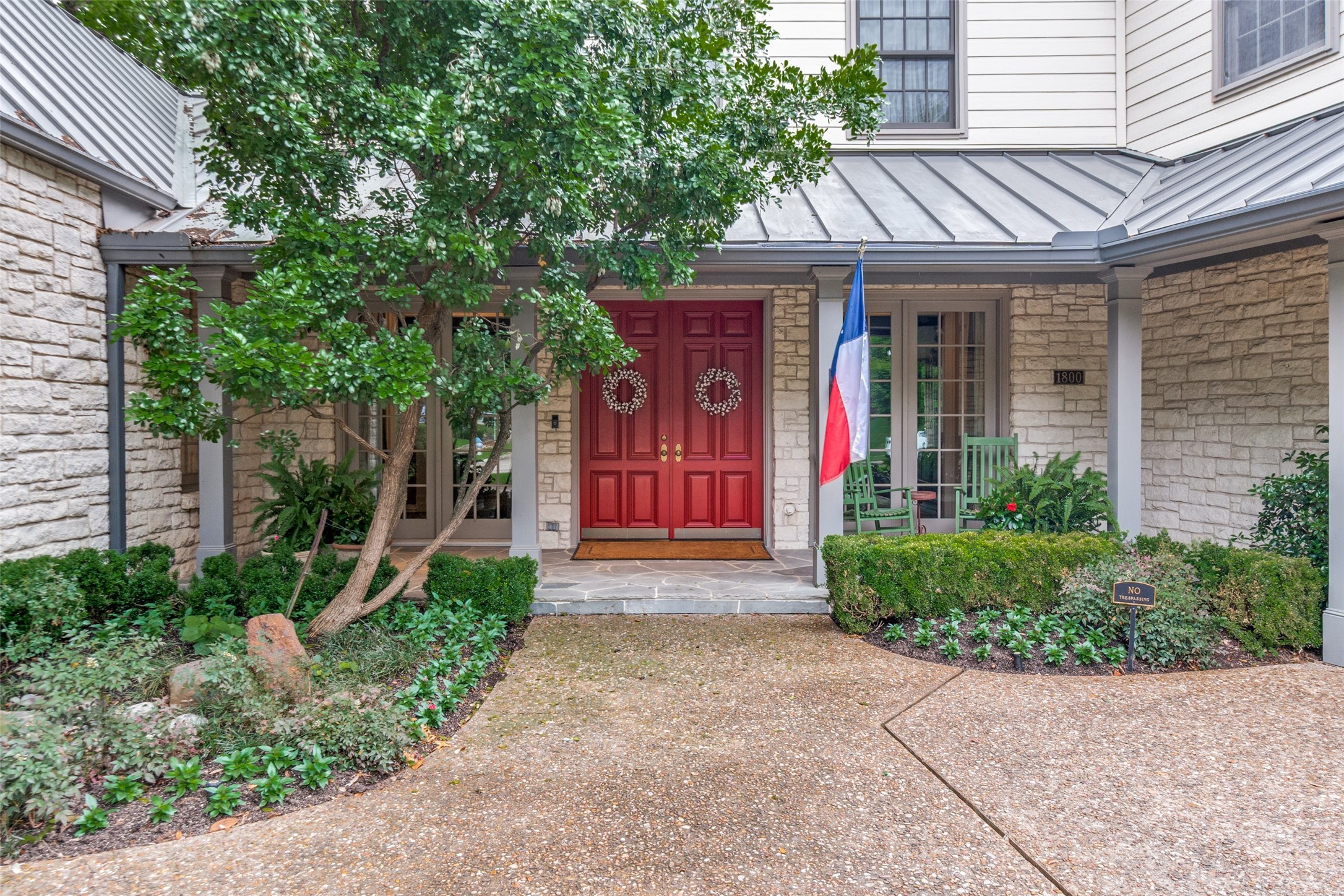 1800 Glenwick Drive Plano TX 75075