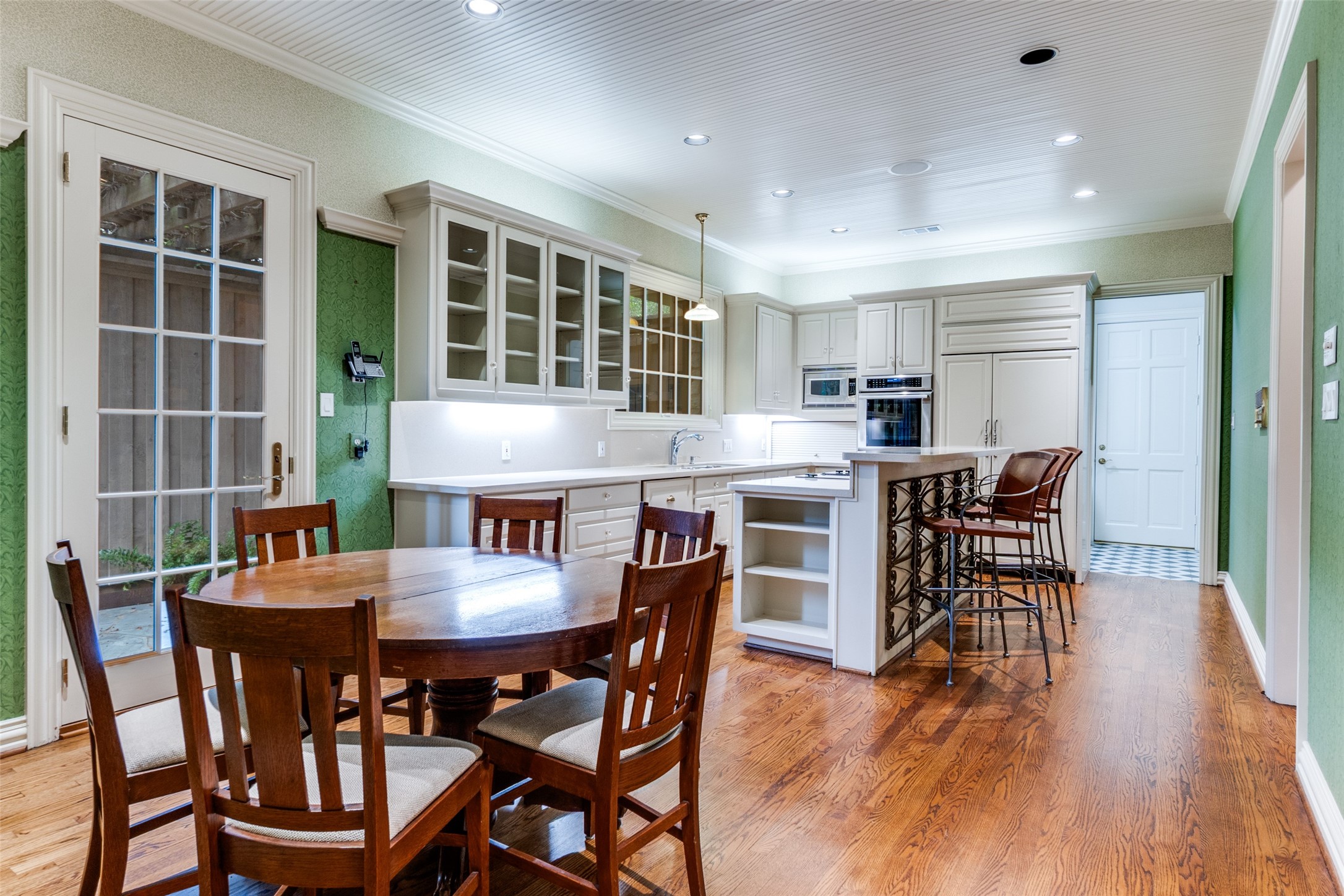 1800 Glenwick Drive Plano TX 75075