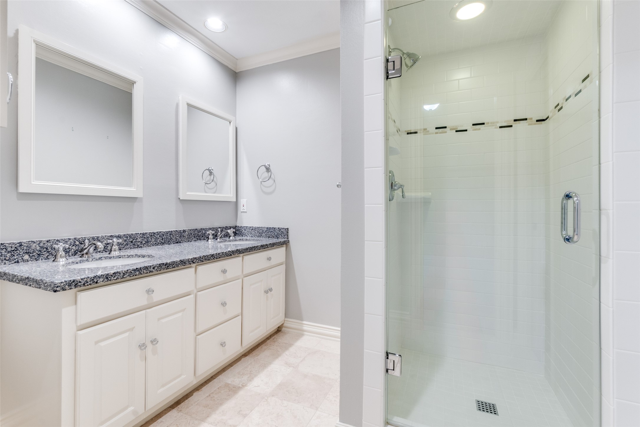 1800 Glenwick Drive Plano TX 75075