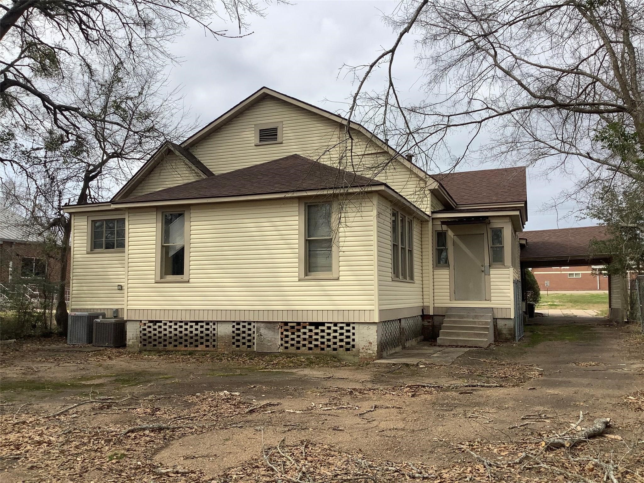 107 Crosby Street Mansfield LA 71052
