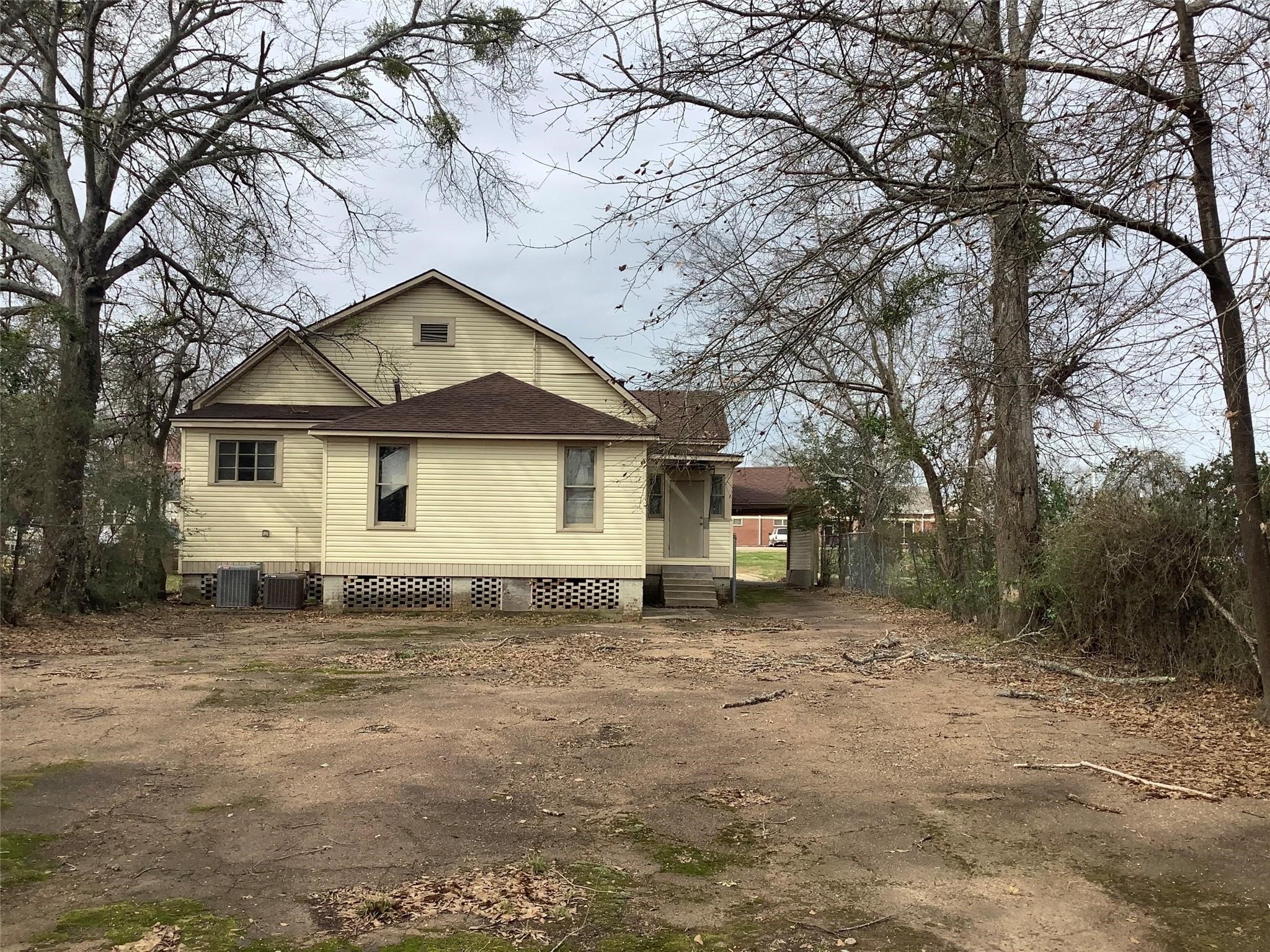 107 Crosby Street Mansfield LA 71052