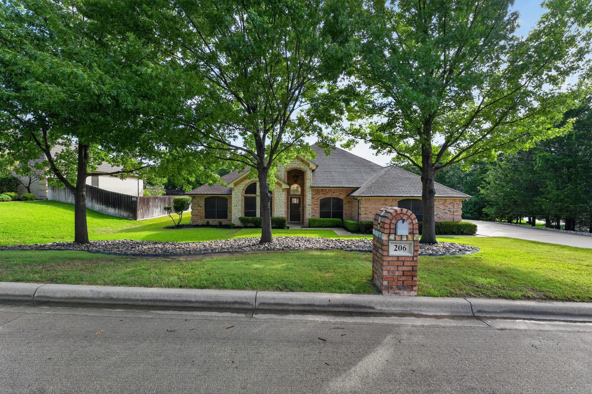 206 Utopia Trail Weatherford TX 76087