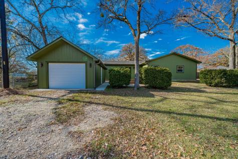 304 Pine Street Seven Points TX 75143