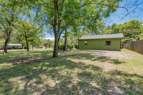 304 Pine Street Seven Points TX 75143