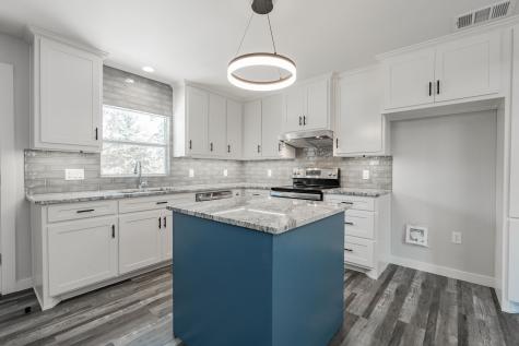 304 Pine Street Seven Points TX 75143