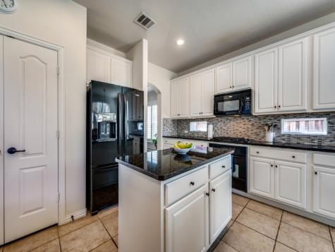 8708 Tanglewood Drive Mckinney TX 75072