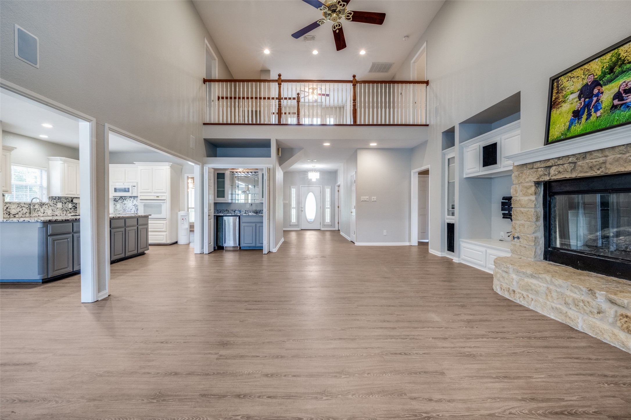 500 Navajo Court Runaway Bay TX 76426