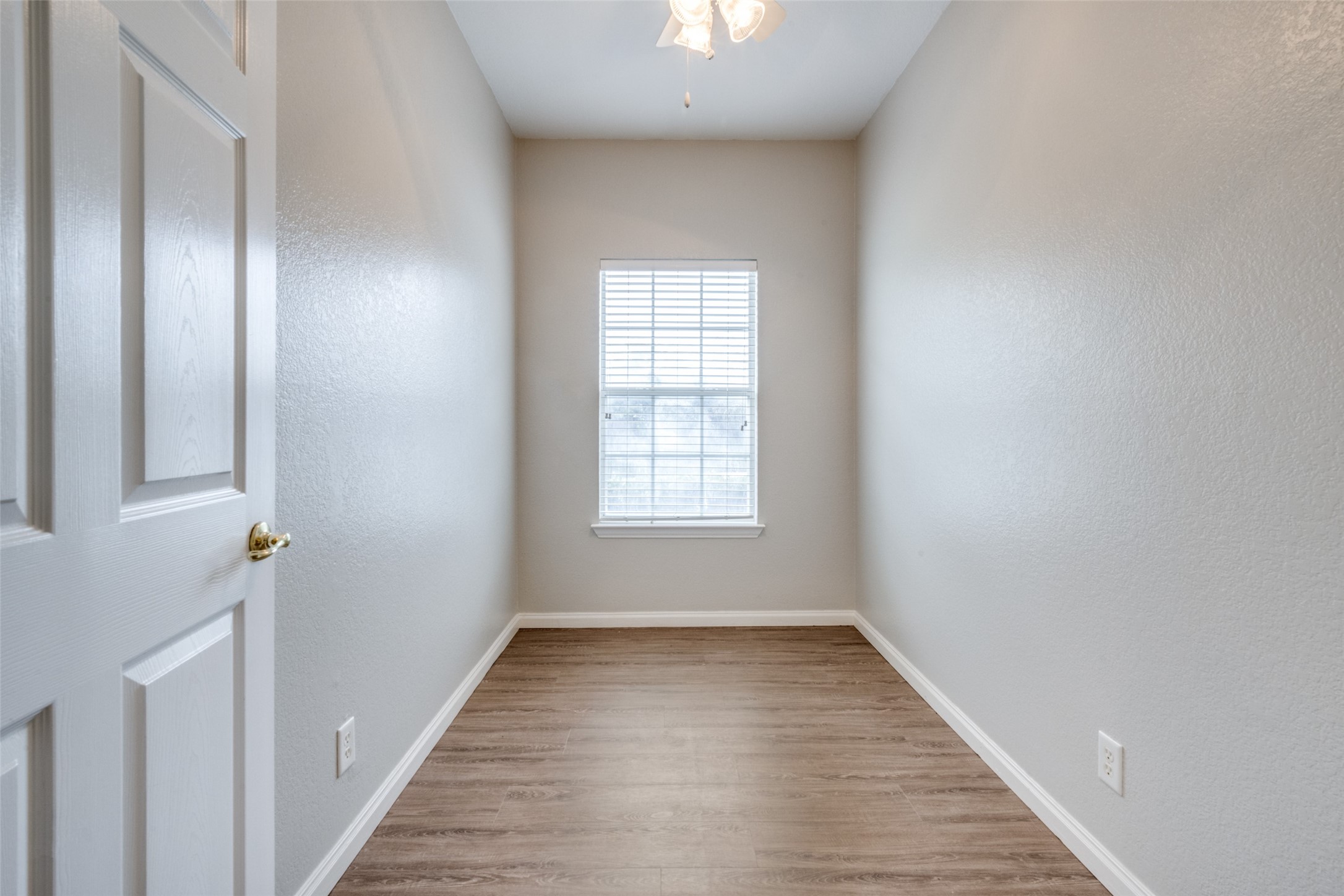 500 Navajo Court Runaway Bay TX 76426