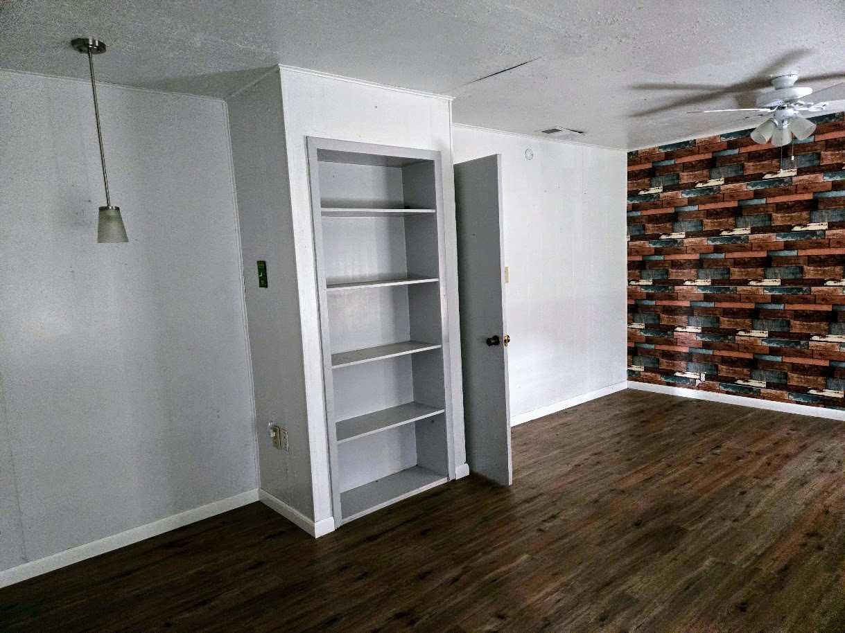 812 N Tyus Street Groesbeck TX 76642
