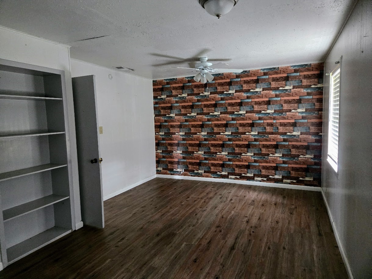 812 N Tyus Street Groesbeck TX 76642