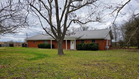 812 N Tyus Street Groesbeck TX 76642
