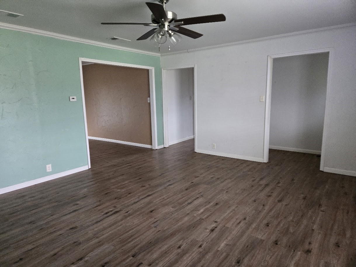 812 N Tyus Street Groesbeck TX 76642