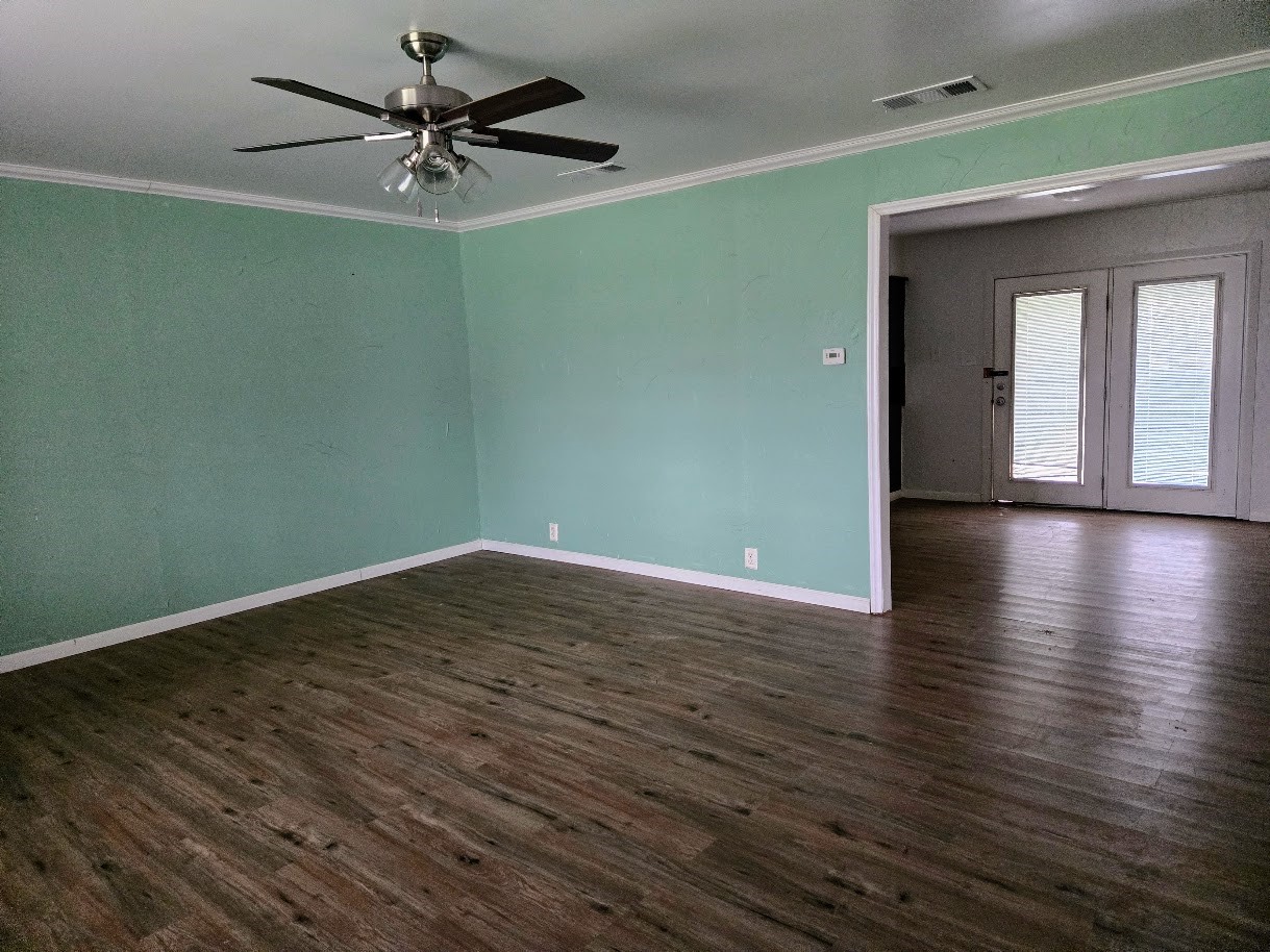 812 N Tyus Street Groesbeck TX 76642