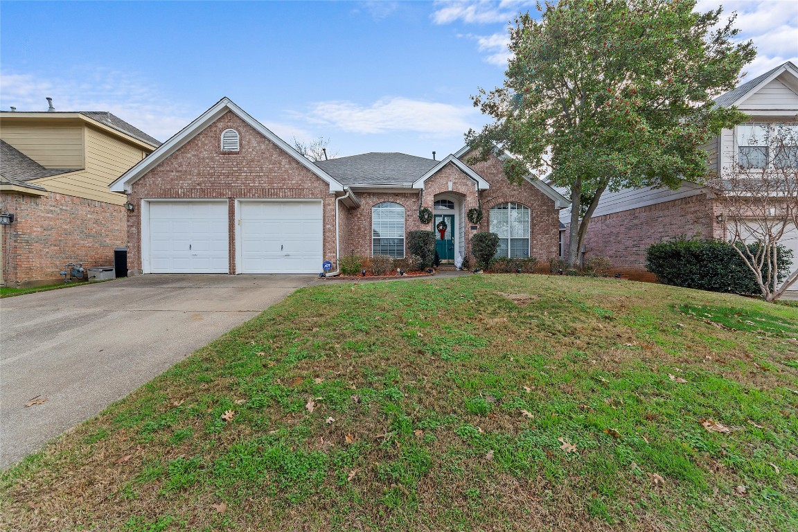 2206 Knoll Ridge Drive Corinth TX 76210
