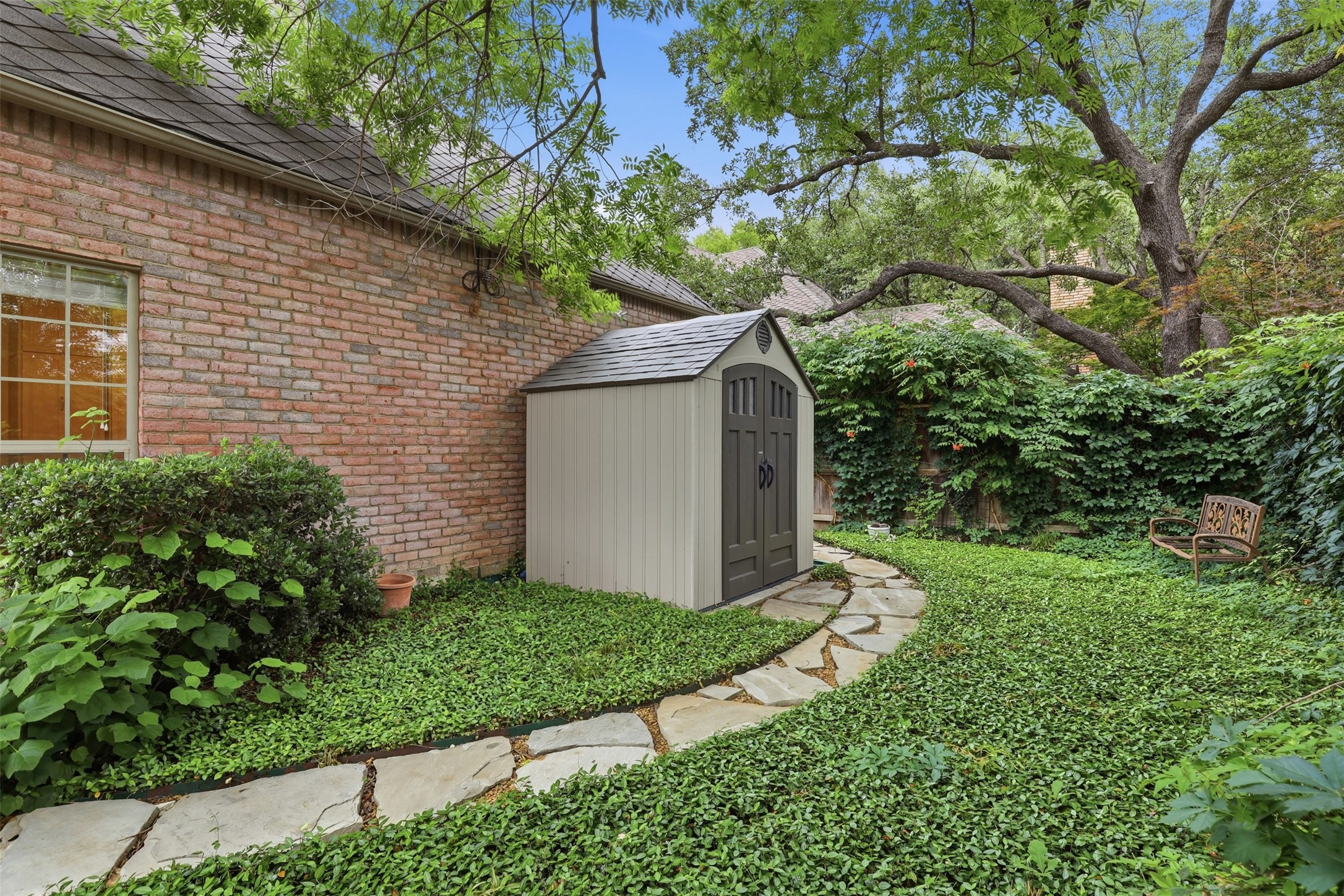 4737 Trail Bend Circle Fort Worth TX 76109