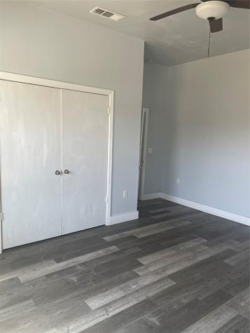 233 10th Street NE Paris TX 75460