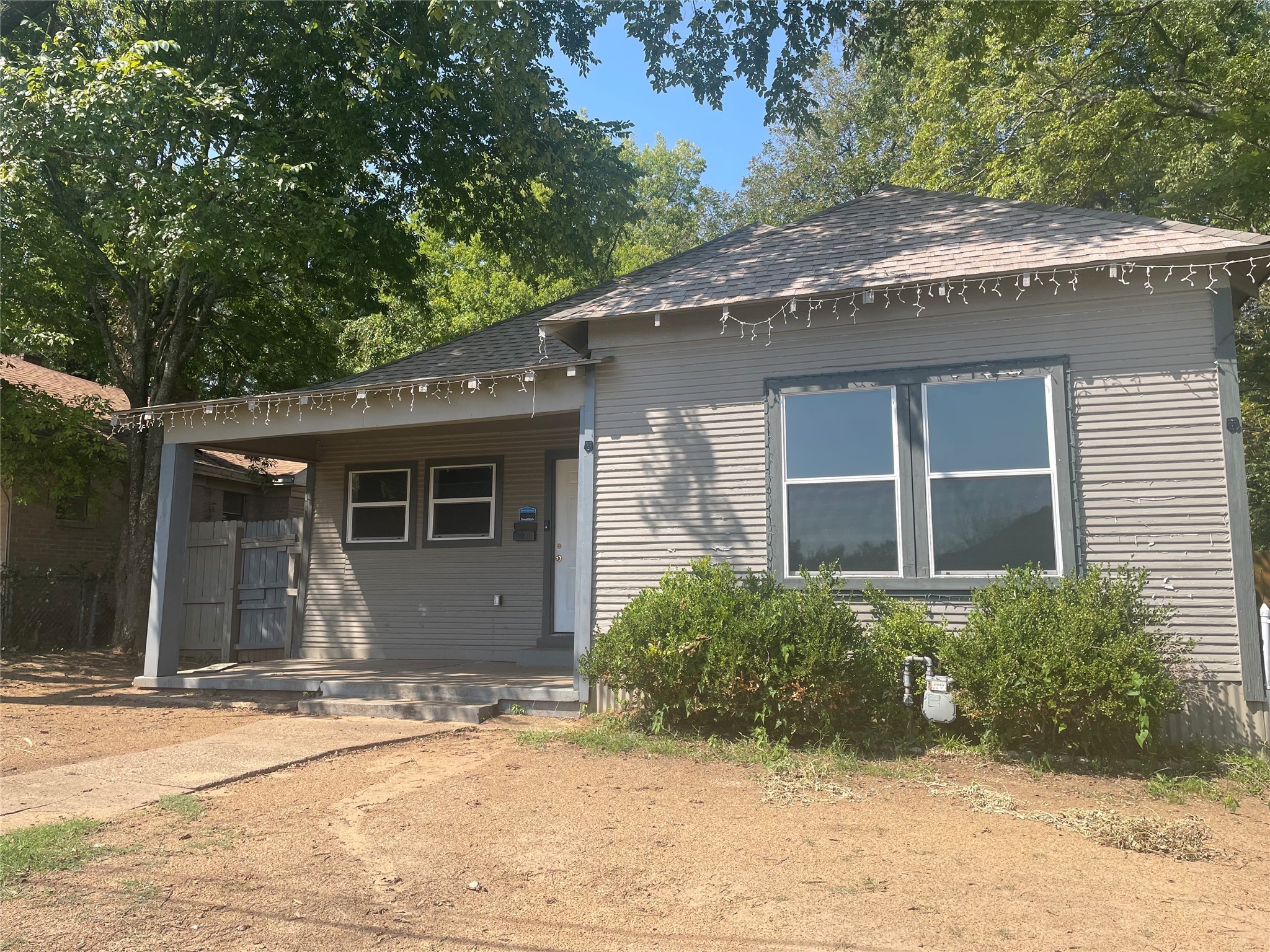 233 10th Street NE Paris TX 75460