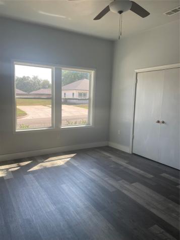 233 10th Street NE Paris TX 75460