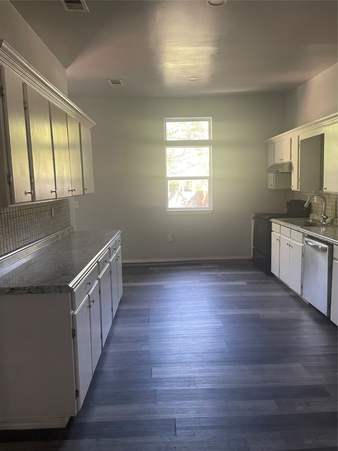 233 10th Street NE Paris TX 75460