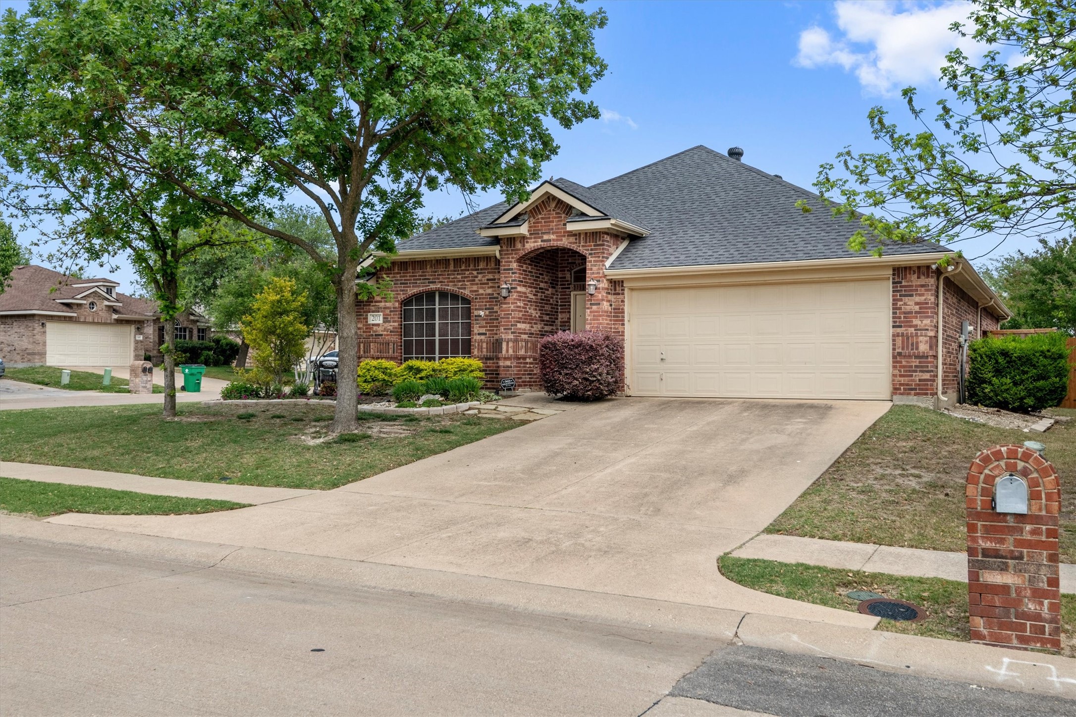 201 Rawhide Street Waxahachie TX 75165