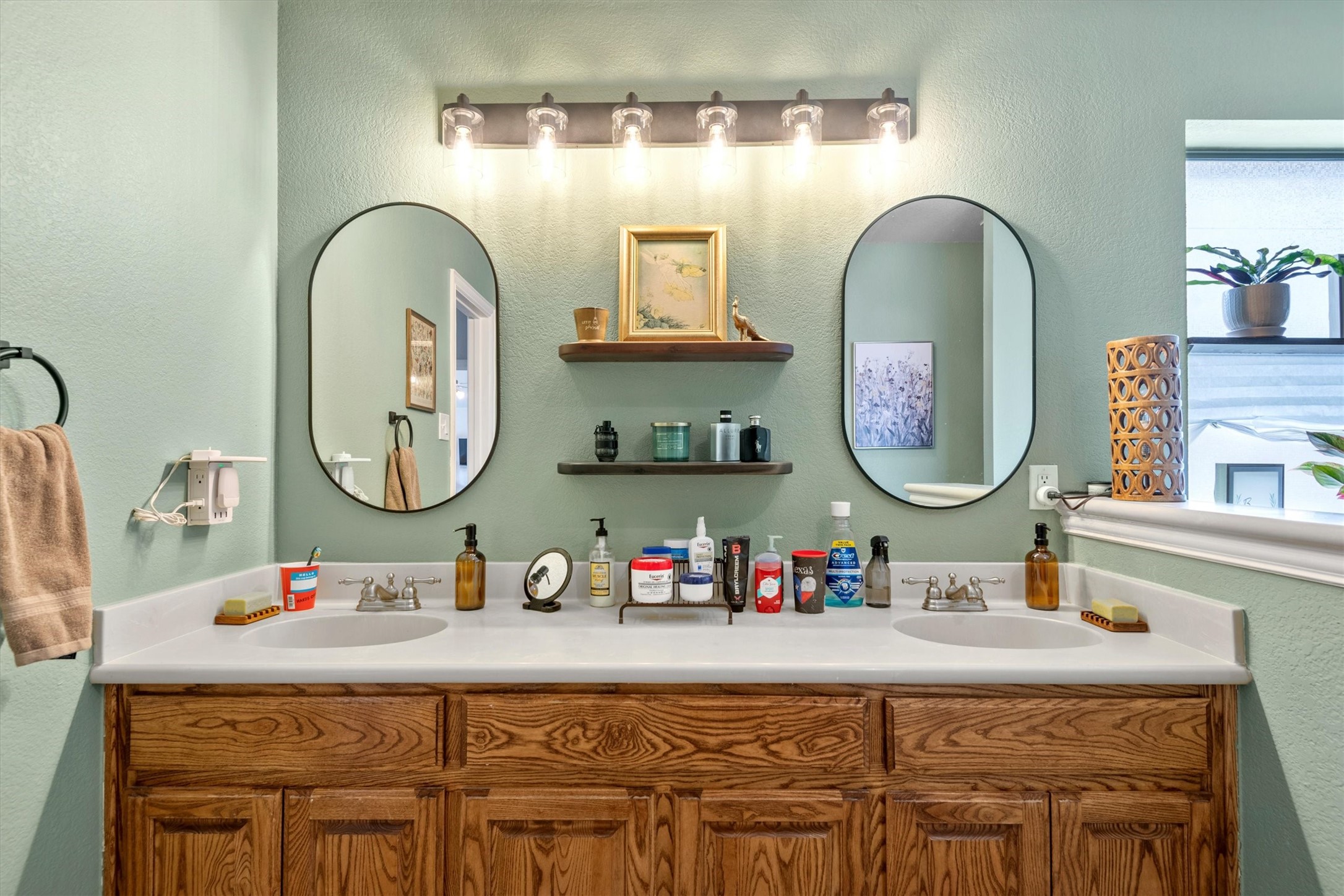 201 Rawhide Street Waxahachie TX 75165