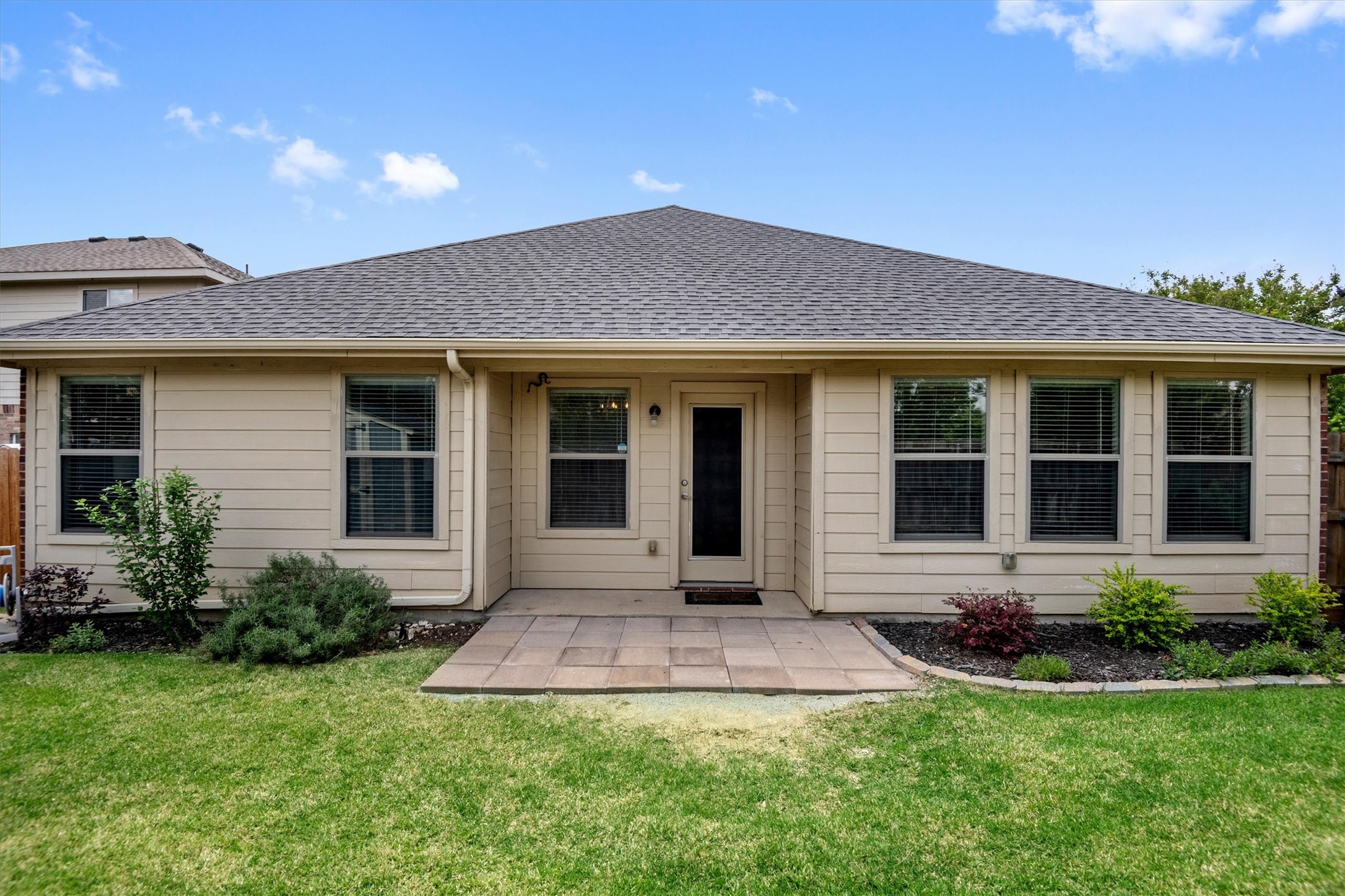201 Rawhide Street Waxahachie TX 75165