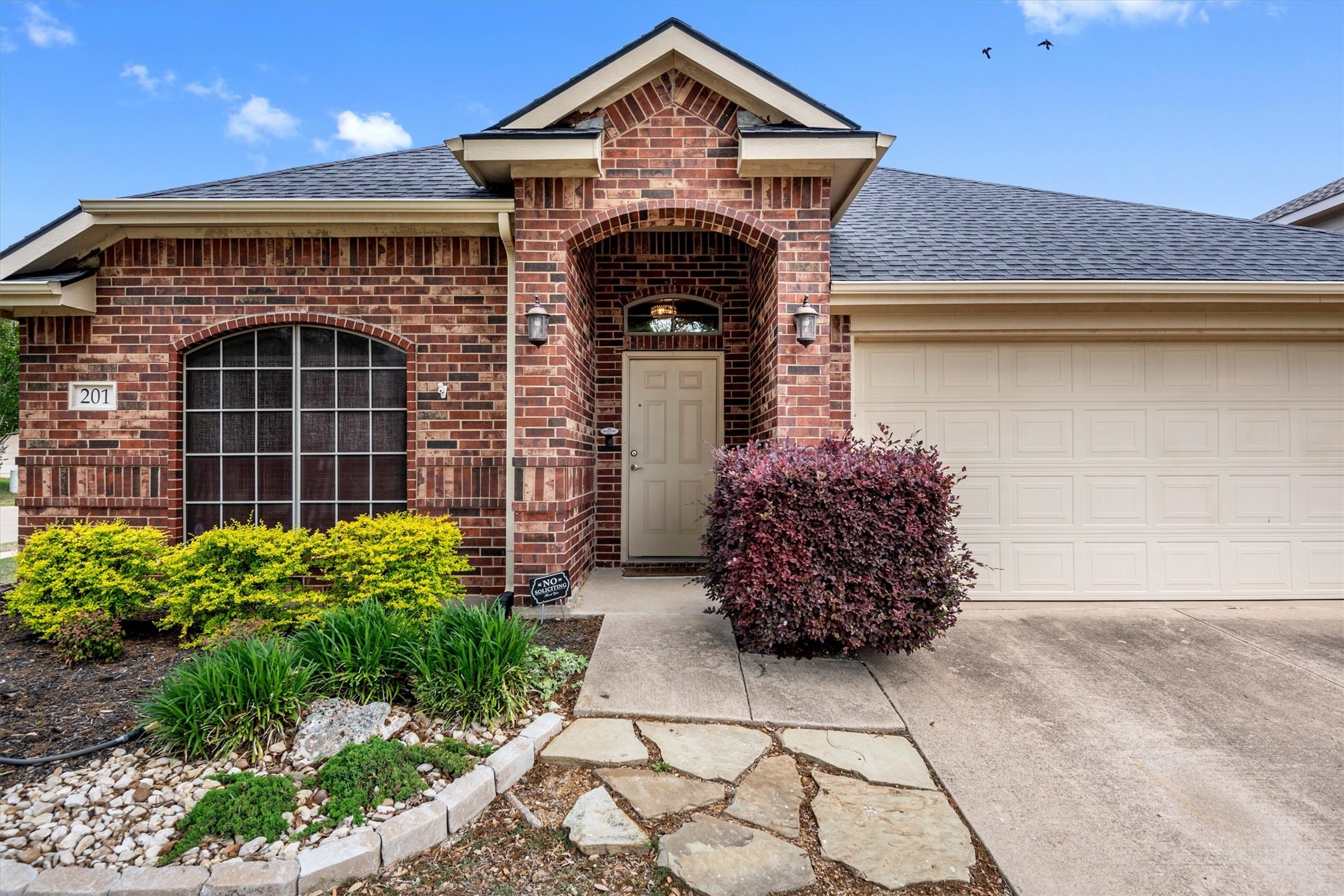 201 Rawhide Street Waxahachie TX 75165