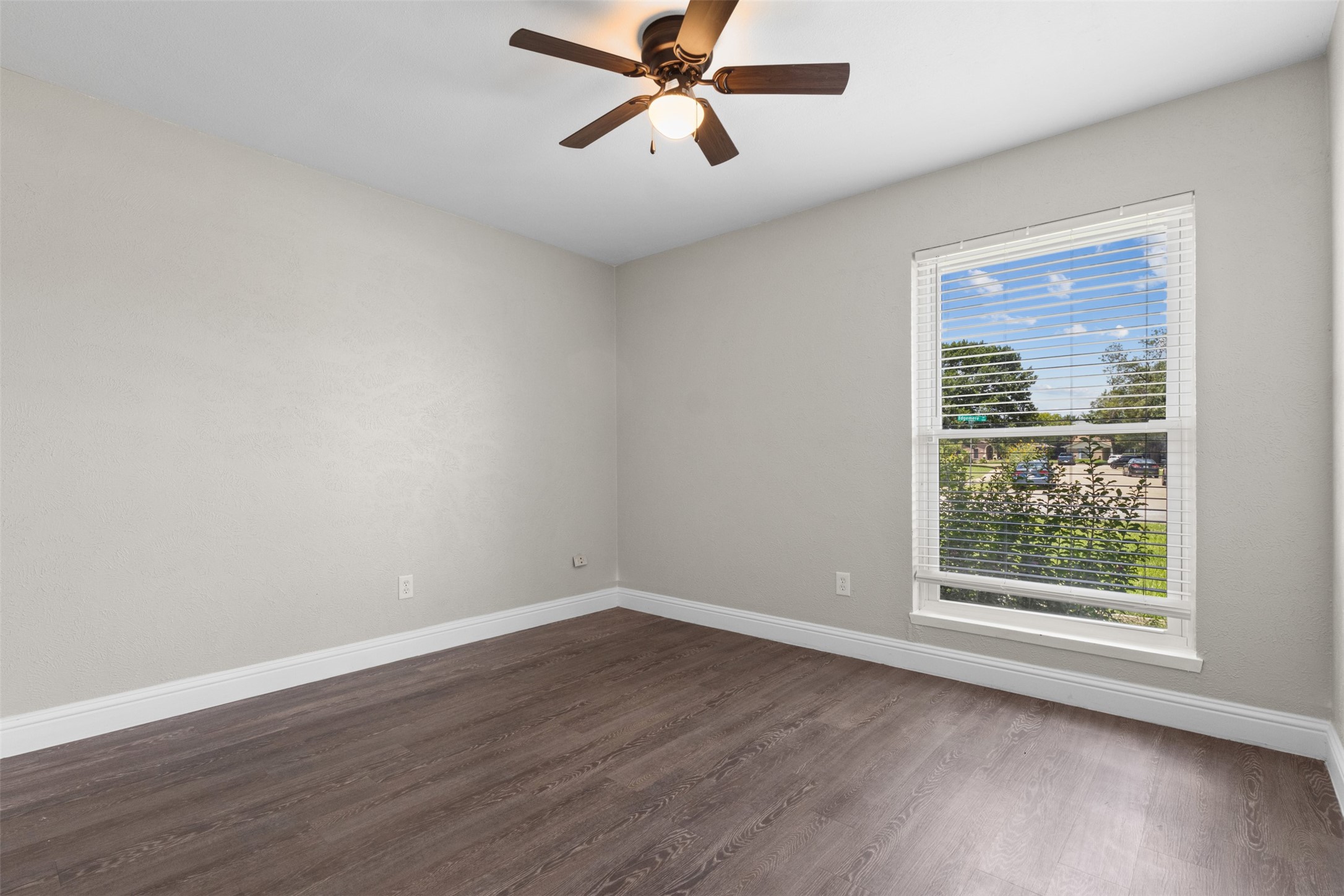 530 Edgemere Drive Garland TX 75043