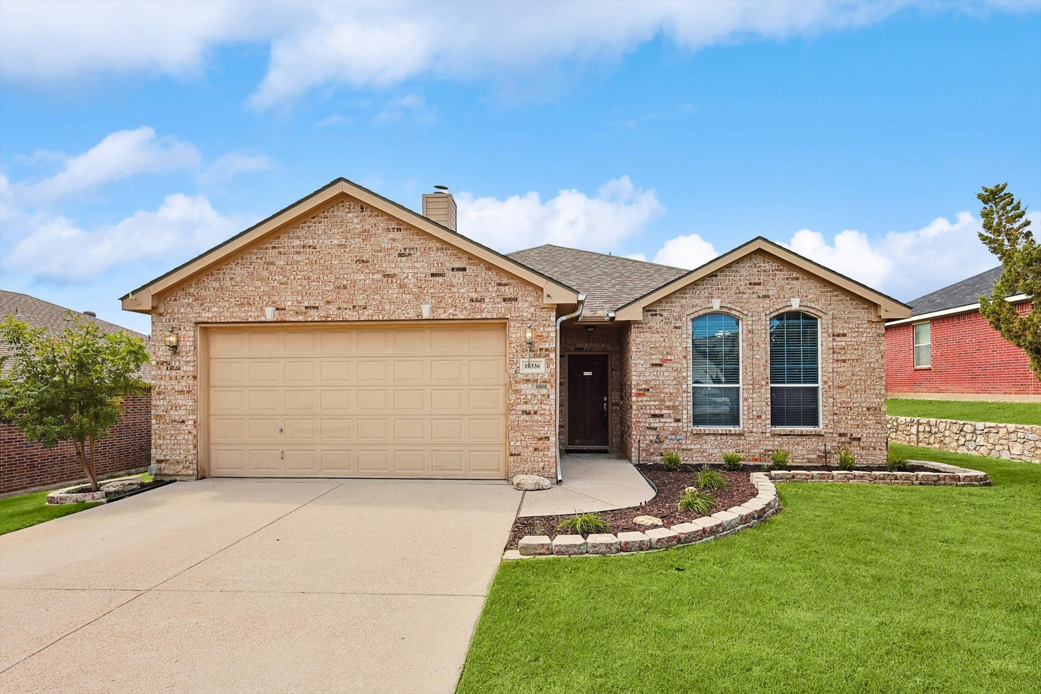 10336 Trevino Lane Benbrook TX 76126