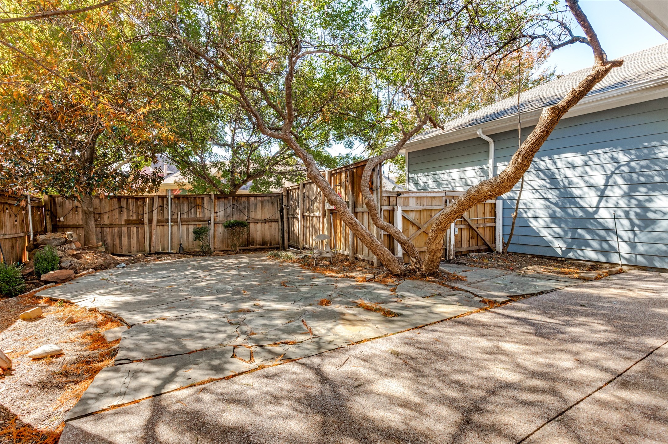 8020 Bridge Street North Richland Hills TX 76180