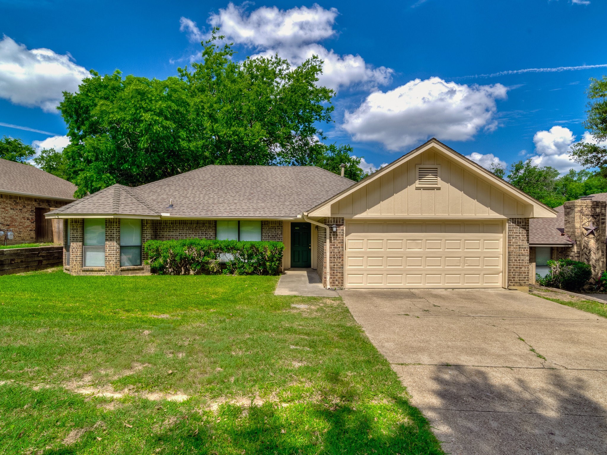 4106 Blossom Trail Arlington TX 76016
