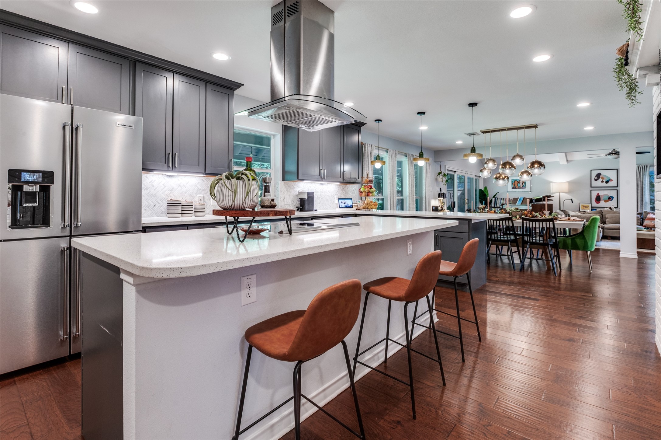 2233 Elderoaks Lane Dallas TX 75232