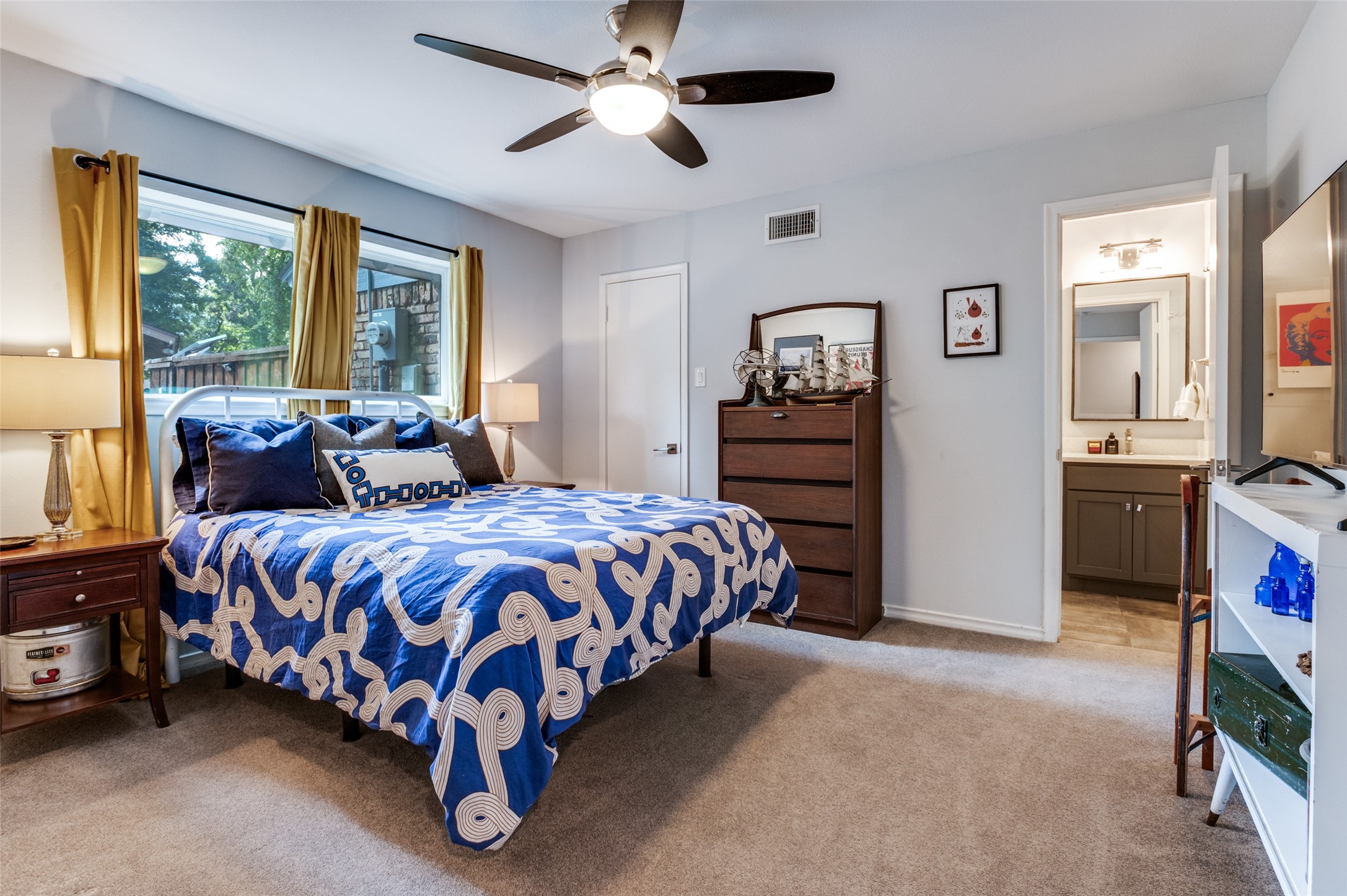 2233 Elderoaks Lane Dallas TX 75232