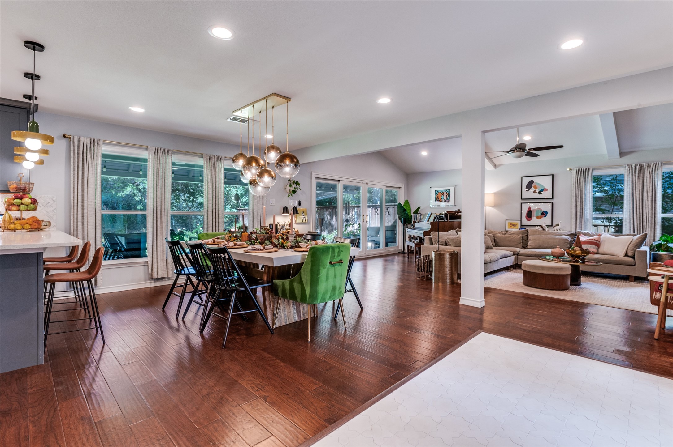 2233 Elderoaks Lane Dallas TX 75232
