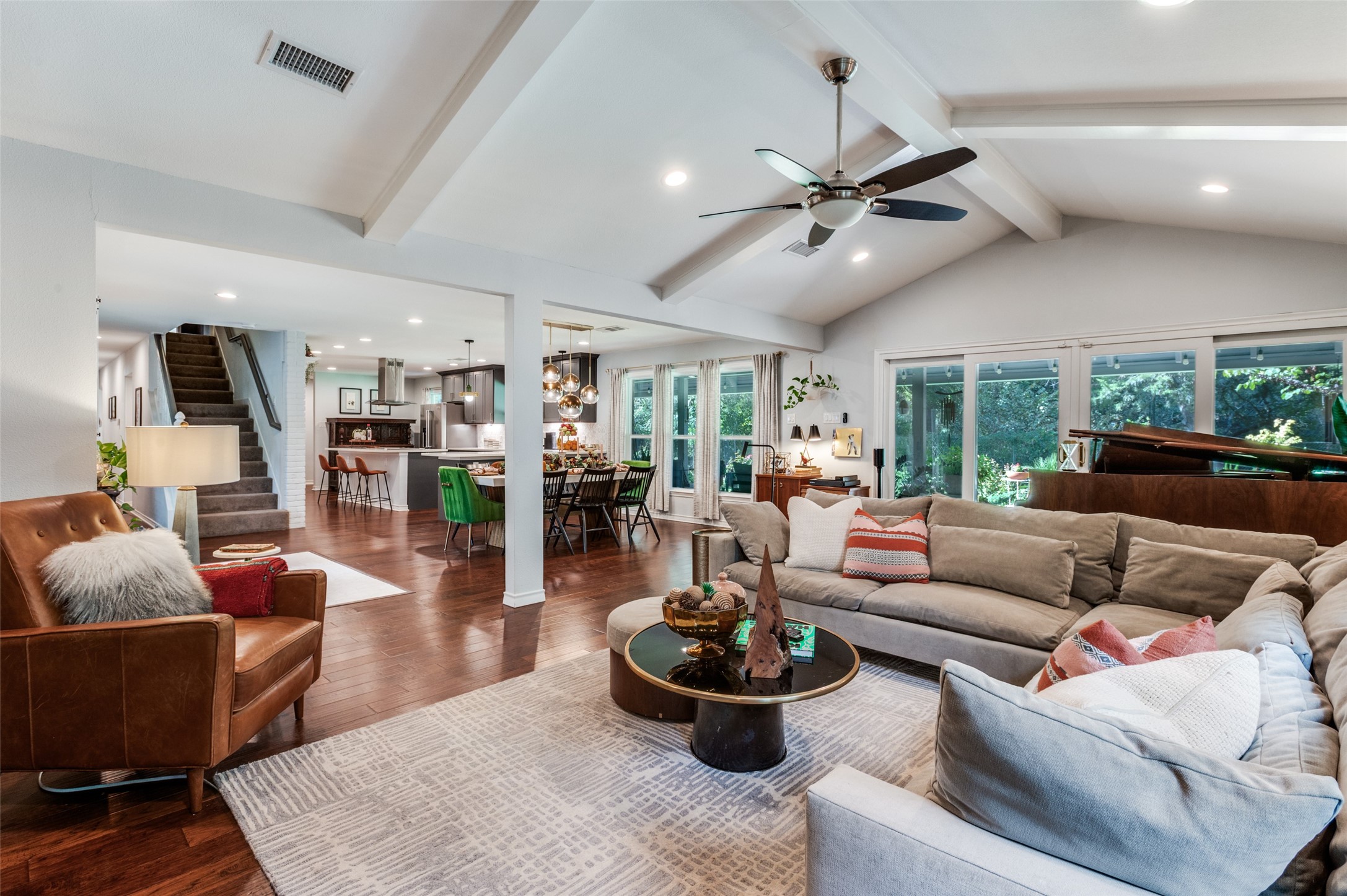 2233 Elderoaks Lane Dallas TX 75232
