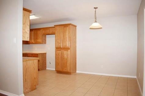 752 Stribling Circle Azle TX 76020
