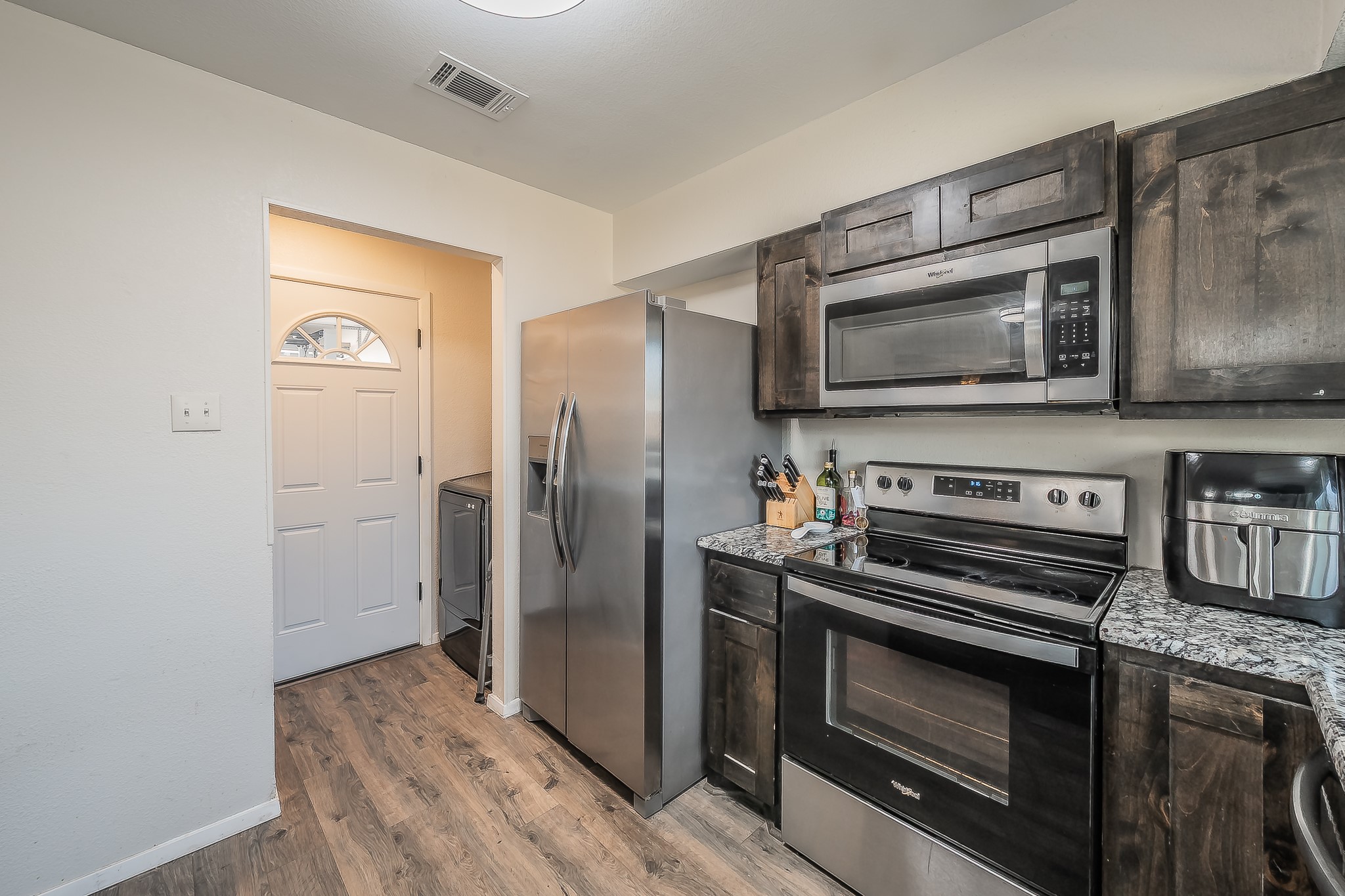 8417 Main Street North Richland Hills TX 76182
