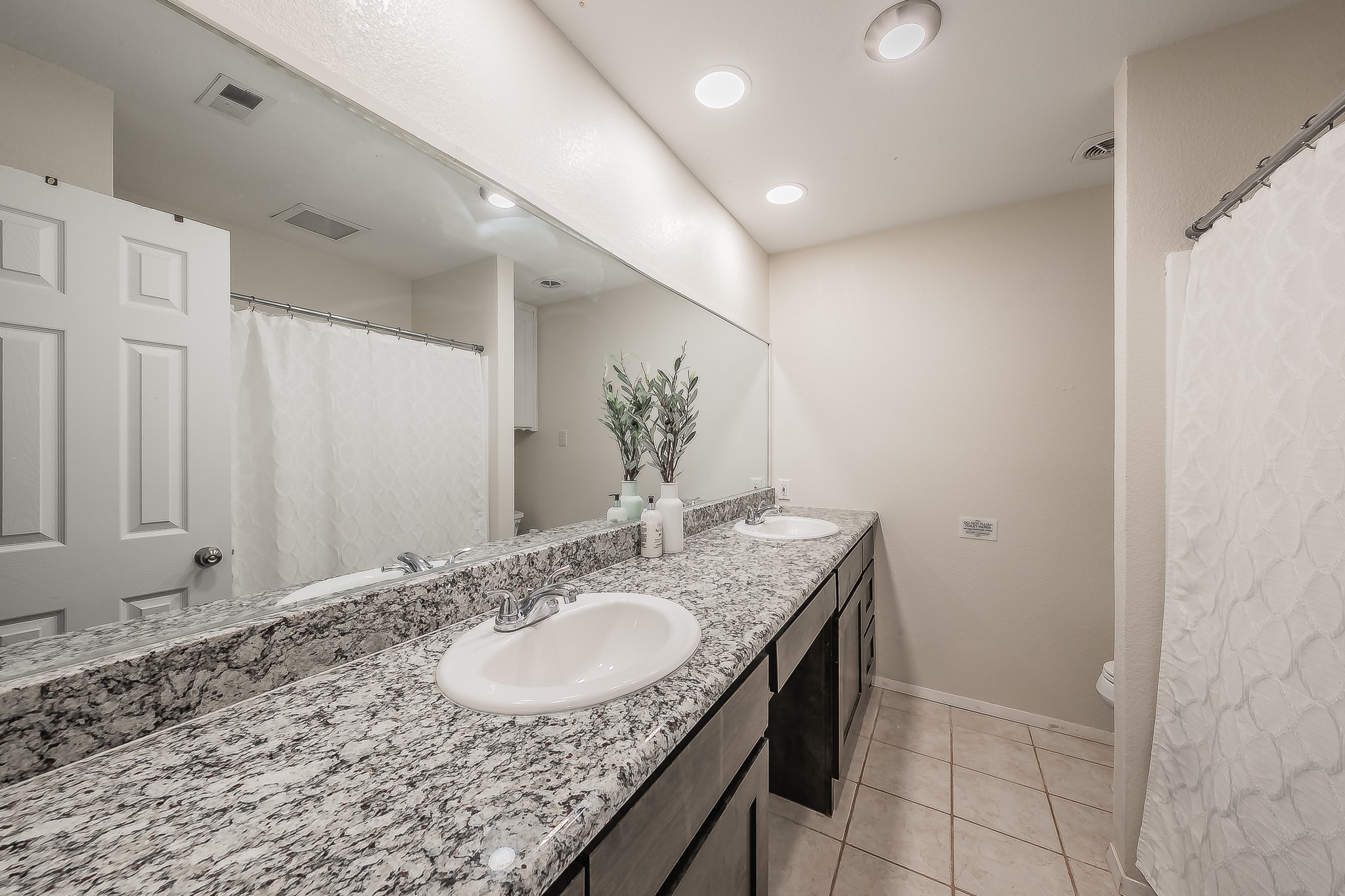8417 Main Street North Richland Hills TX 76182