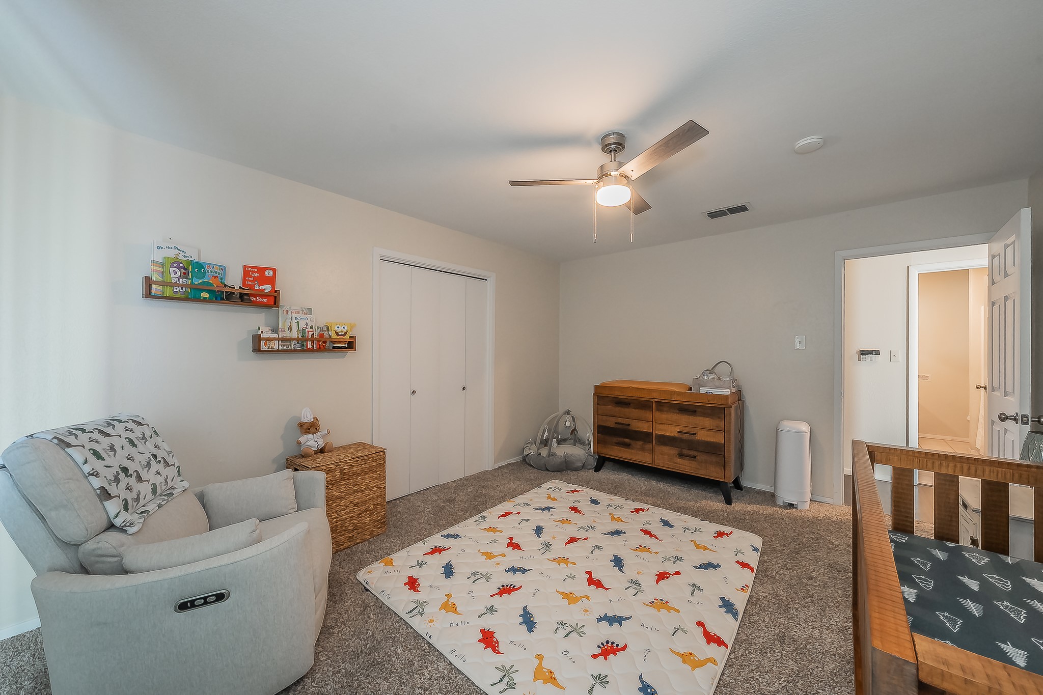 8417 Main Street North Richland Hills TX 76182