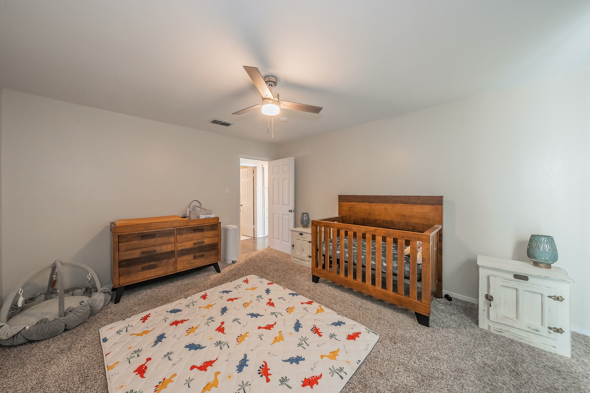 8417 Main Street North Richland Hills TX 76182