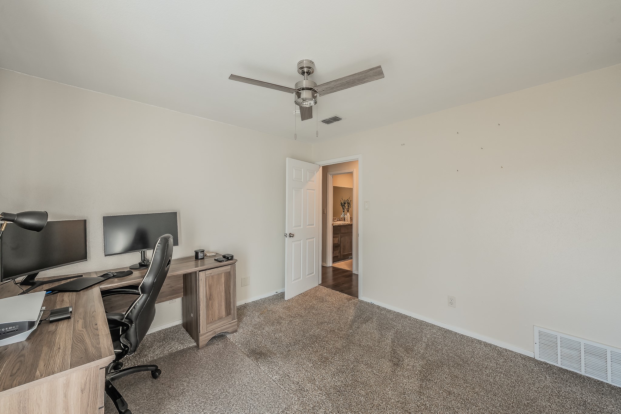 8417 Main Street North Richland Hills TX 76182