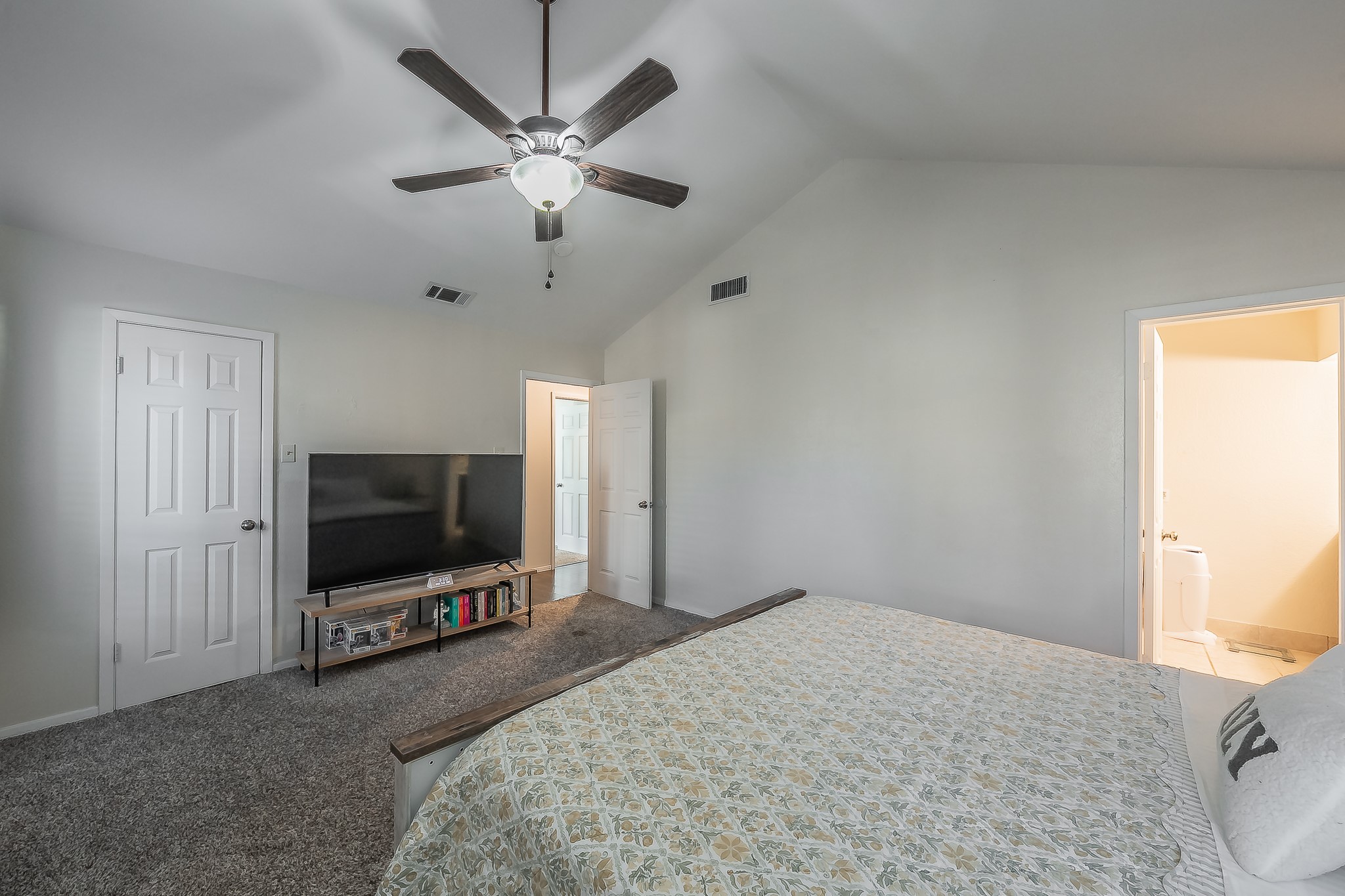 8417 Main Street North Richland Hills TX 76182