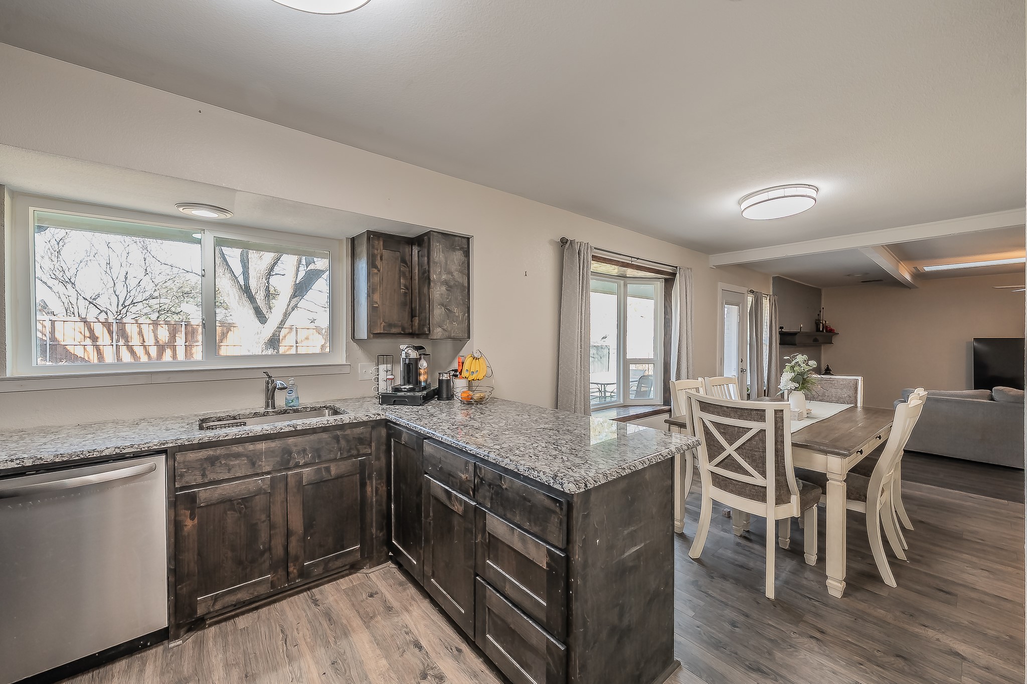 8417 Main Street North Richland Hills TX 76182