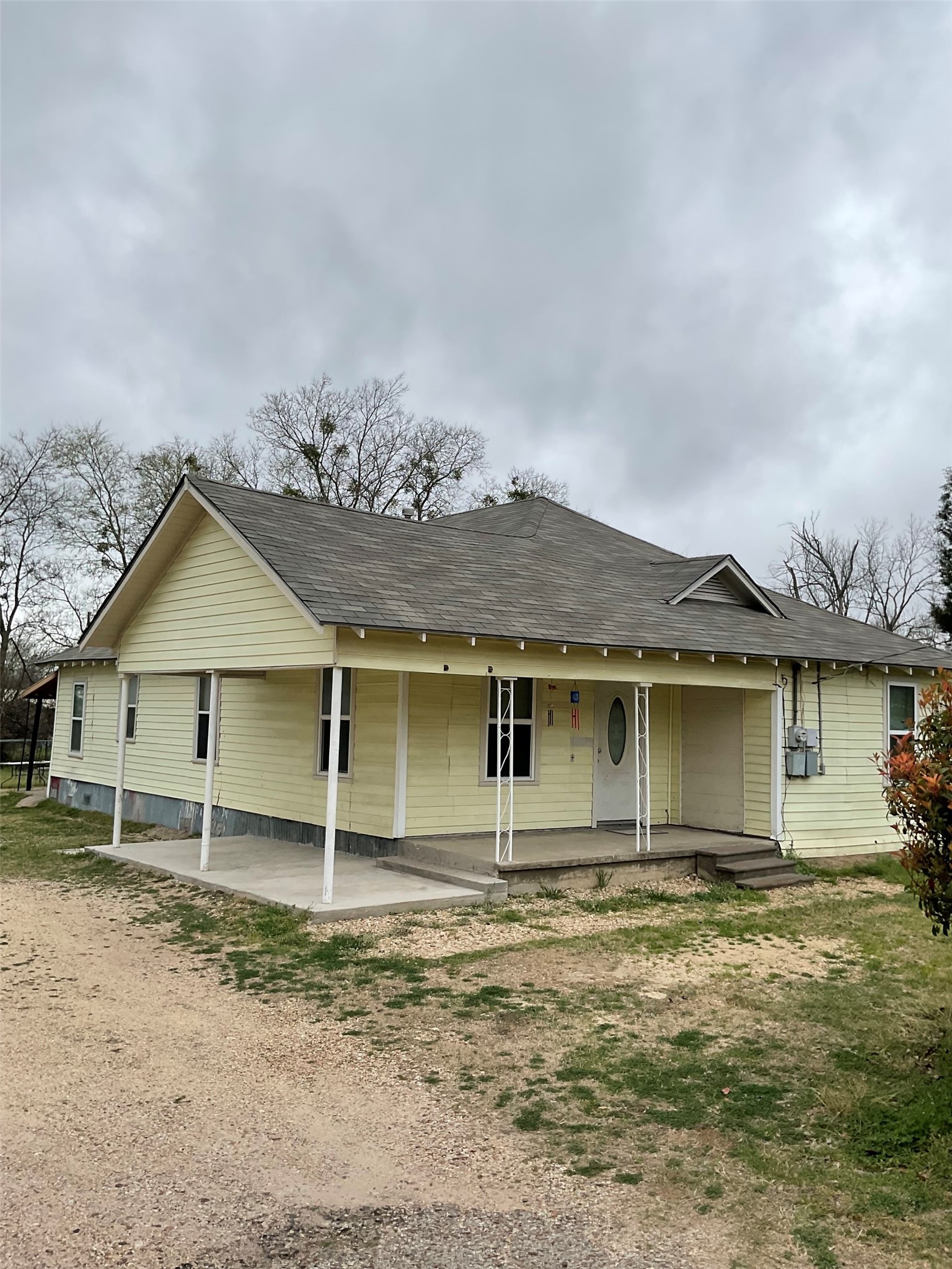 400 Travis Mexia TX 76667
