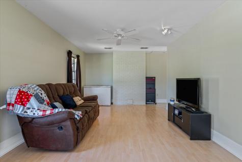 24291 State Highway 19 Canton TX 75103