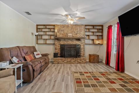 24291 State Highway 19 Canton TX 75103